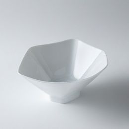 変形六角鉢　白磁 / Henkei Rokkakubachi White porcelain